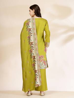  green silk straight kurta with palazzo dupatta set 3