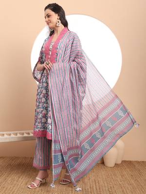 cotton blue kurta dupatta set with lace detailing 2