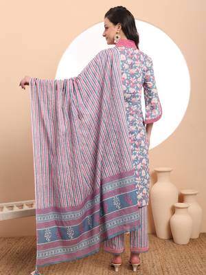 cotton blue kurta dupatta set with lace detailing 3
