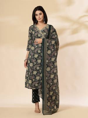 green cotton straight kurta dupatta set 1