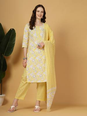 yellow floral print straight kurta trouser dupatta set 1