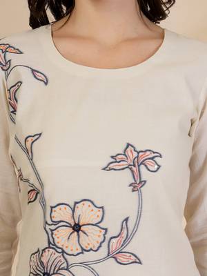 off-white handloom cotton jacquard kurta set with pant & dupatta 4