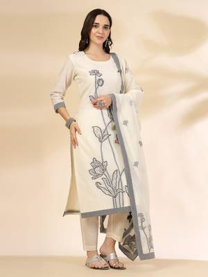 off-white handloom cotton jacquard sequins work kurta dupatta pant set 5