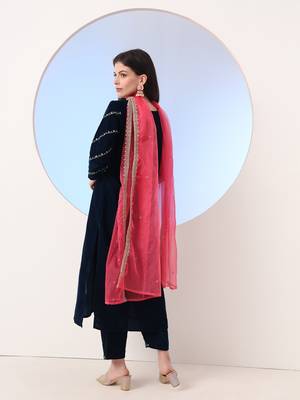 navy blue velvet zari work kurta trouser dupatta set 3