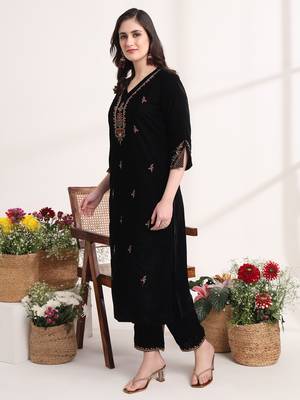 black straight embroidery kurta and trouser with dupatta set 5