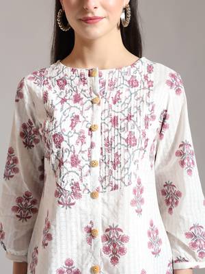 floral print pure cotton pin tuck top 4