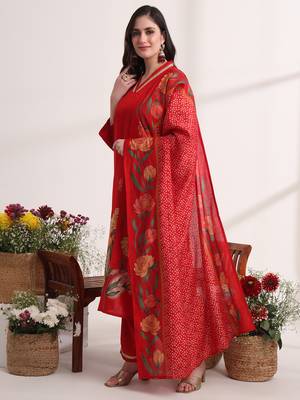 red floral,lace work straight kurta and trouser with dupatta set 2