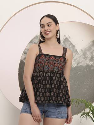 black cotton strappy top 1