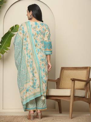 blue cotton floral kurta dupatta set with lace detailing 3