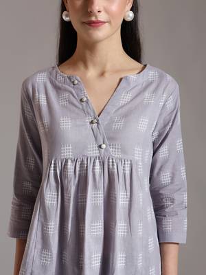 purple handloom cotton gathered or pleated top 4