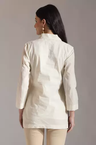 white pure cotton top with exquisite embroidery