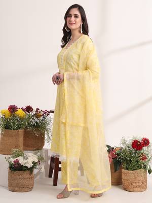 yellow floral lace work straight kurta pant dupatta set 1