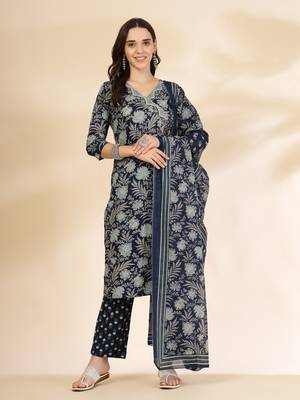 blue floral print straight kurta trouser dupatta set 1