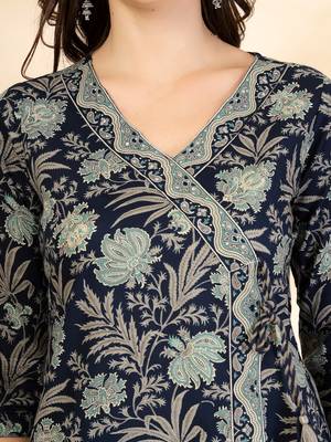 blue floral print straight kurta trouser dupatta set 4