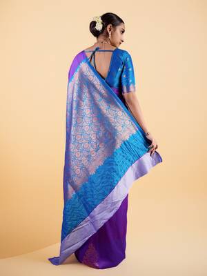 Navy blue Ethnic Motifs Zari Silk blend Banarasi Saree 2
