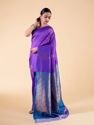 Navy blue Ethnic Motifs Zari Silk blend Banarasi Saree 5
