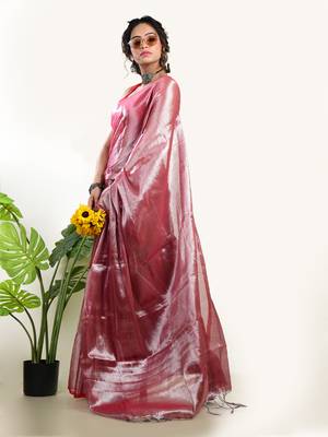 Aakar Rose Rush | Dusty Rose Handloom Tissue saree 2
