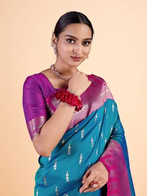 Teal and Magenta Banarasi Silk blend Saree with Intricate Zari Work 3