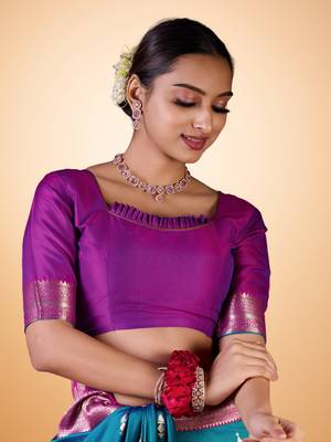 Teal and Magenta Banarasi Silk blend Saree with Intricate Zari Work 4