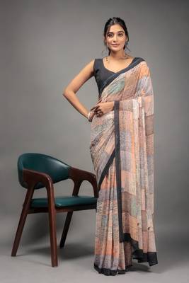 Beige georgette Abstract printed saree 4