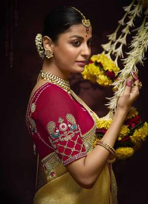 Amber Pure Banarasi Kanjivaram Heavy Work Border Designer Saree 2