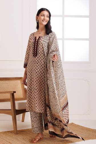 Beige & red bagru hand block printed cotton suit set
