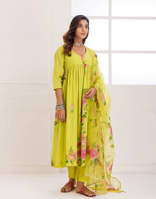 Rangreza green handpainted gathered suit set - set of 3 1