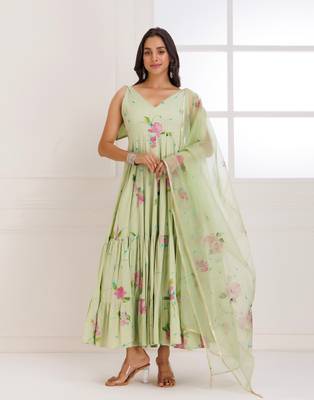 Rangreza pista green handpainted tier suit set - set of 2 5