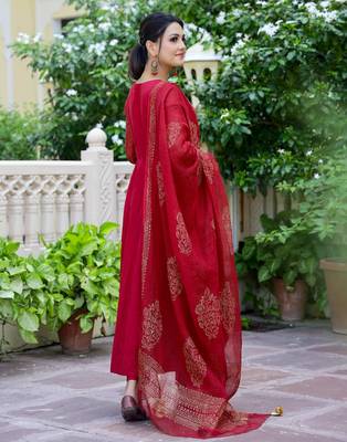 Cherry red gold handblock anarkali set (set of 3) 2