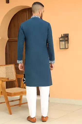 Ethnic motifs embroidered georgette blue kurta