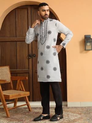 Ethnic motifs embroidered cotton silk mandarin collor grey kurta 5