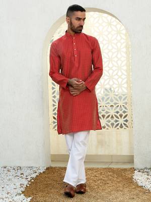 Silk blend ethnic motifs jacqaurd maroon kurta with pyjama 4