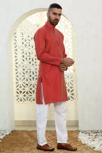 Silk blend ethnic motifs jacqaurd maroon kurta with pyjama