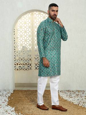 Floral printed green mandarin collor cotton summer kurta with pyjama 3