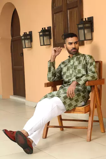 Batik printed silk blend mandarine collor green kurta with pyjama