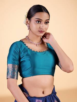 Elegant navy blue banarasi silk blend saree 5