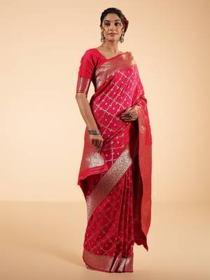 crimson banarasi art silk saree with diamond zari weaving 3
