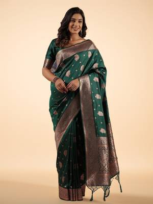 emerald green banarasi art silk saree with intricate zari weaving 1