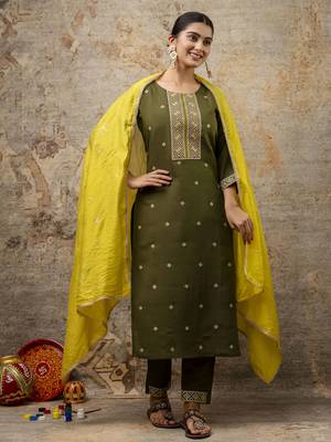 Women's embroidery silk blend straight kurta with pant & chanderi dupatta set 1
