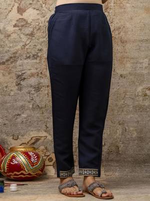 Women's embroidery silk blend straight kurta with pant & chanderi dupatta set 4