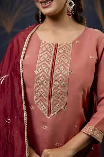 Women's embroidery silk blend straight kurta with pant & chanderi dupatta set