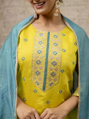 Women's embroidery silk blend straight kurta with pant & chanderi dupatta set 2
