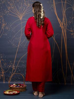 Women's embroidery silk blend straight kurta with pant & chanderi dupatta set 3