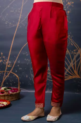 Women's embroidery silk blend straight kurta with pant & chanderi dupatta set