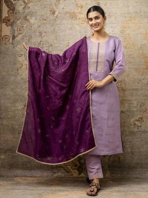 Women's embroidery silk blend straight kurta with pant & chanderi dupatta set 1