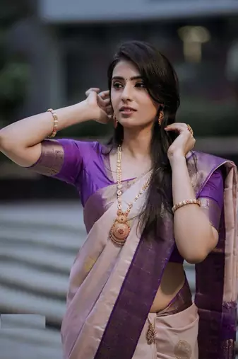 Pink Banarasi soft silk blend Saree With Blouse piece