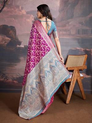 banarasi silk blend saree with intricate jaal pattern 5