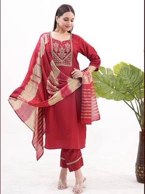 Red sequence embroidery silk salwar kameez suit 2