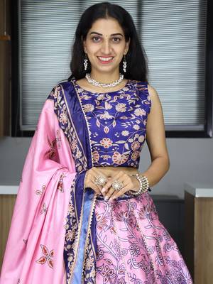 pink printed art silk lehenga set choli with dupatta with dupatta 4