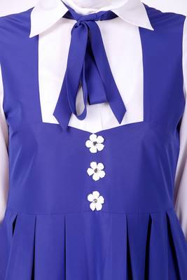 Collared white and royal blue flared abaya 4